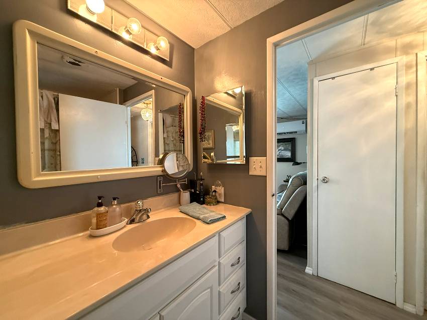 456 Coco Plum Way a Ellenton, FL Mobile or Manufactured Home for Sale